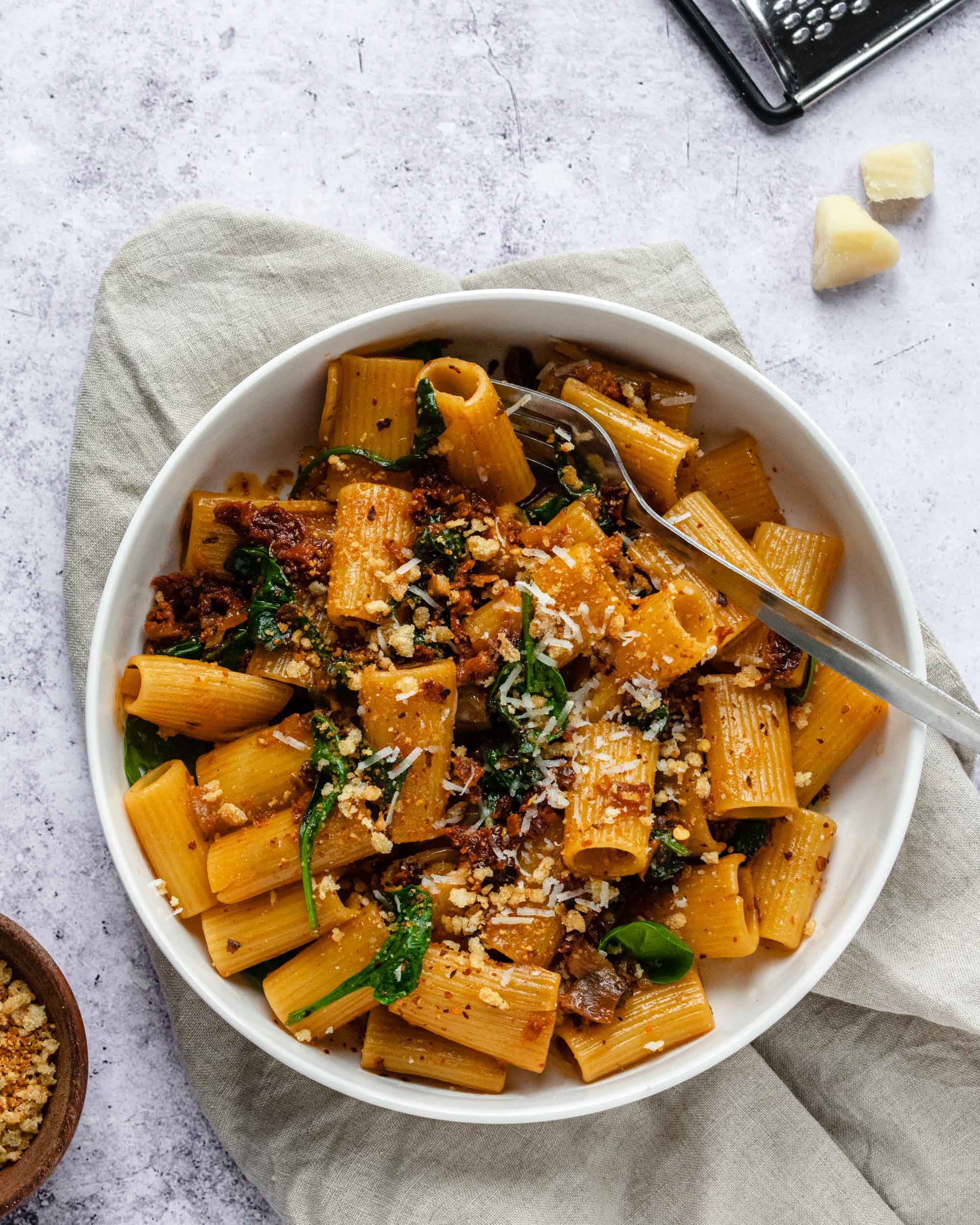 Sun-dried Tomato and Spinach Pasta - Apron & Whisk