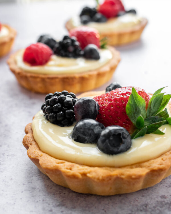 Mini Fruit Tarts - Apron & Whisk