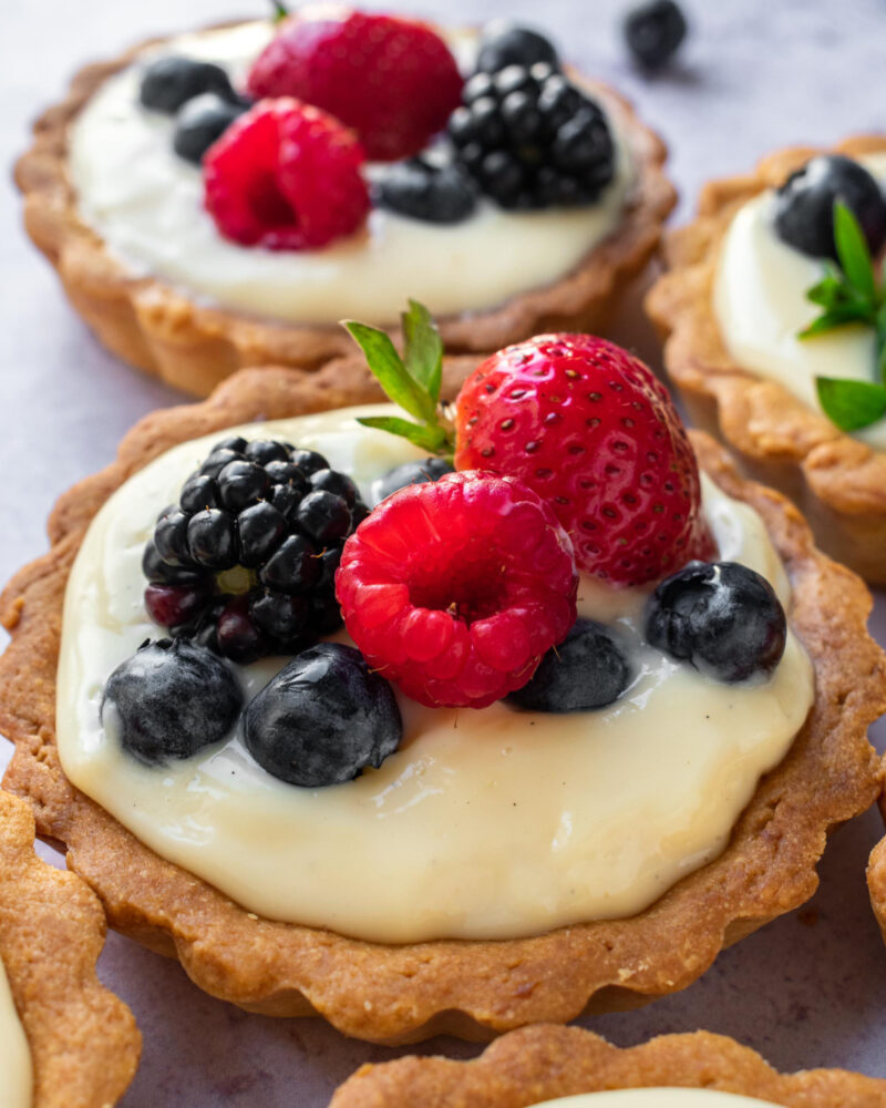 Mini Fruit Tarts - Apron & Whisk