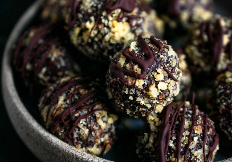 Chocolate and Nuts Healthy Balls