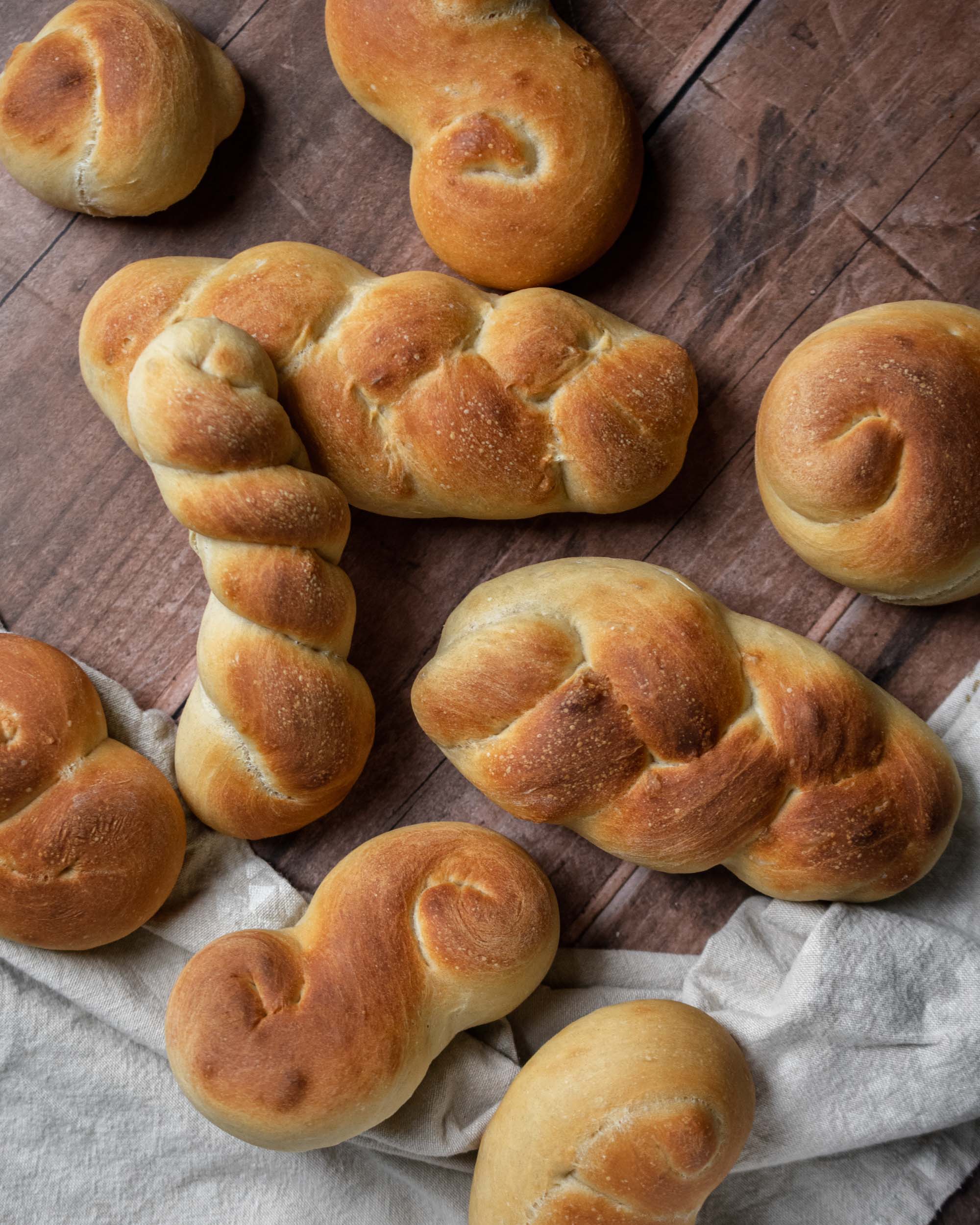 Easy Bread Rolls Apron And Whisk 3520