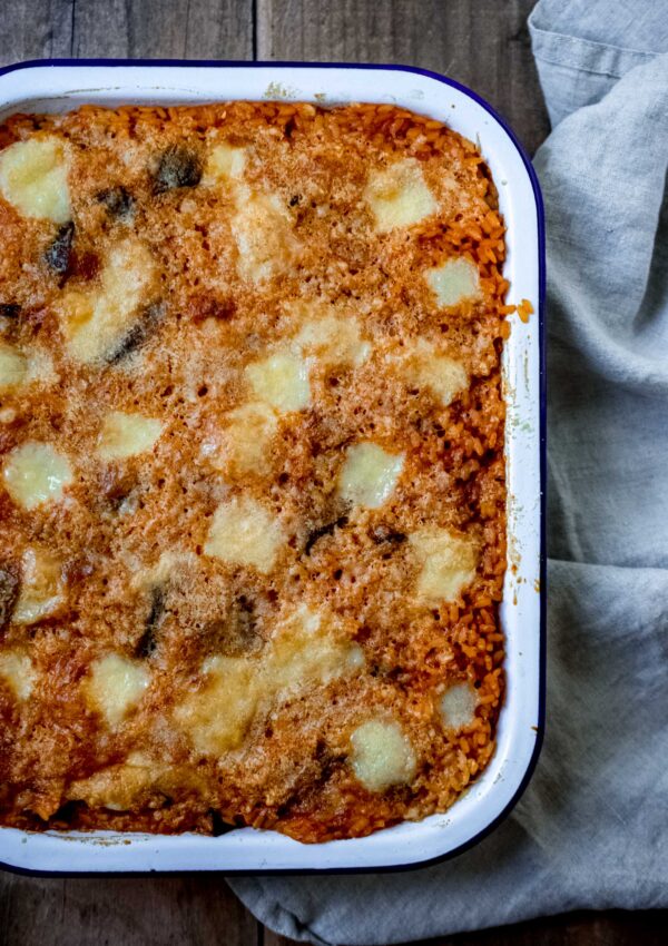 Baked Rice with Aubergines and Cheese