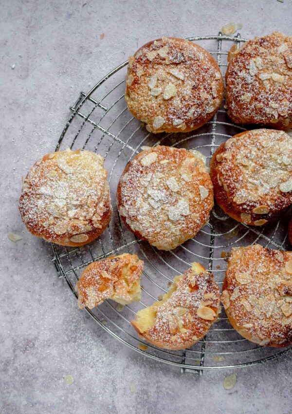 Easy Frangipane Brioche Buns